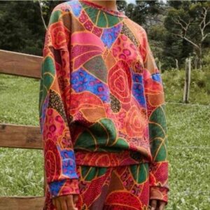 NEW Size Small FARM RIO Hidden Animals Beaded Balls Crewneck Cotton Sweatshirt